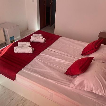 Ribarska Sreshta Family Hotel Tsarevo Bagian luar foto