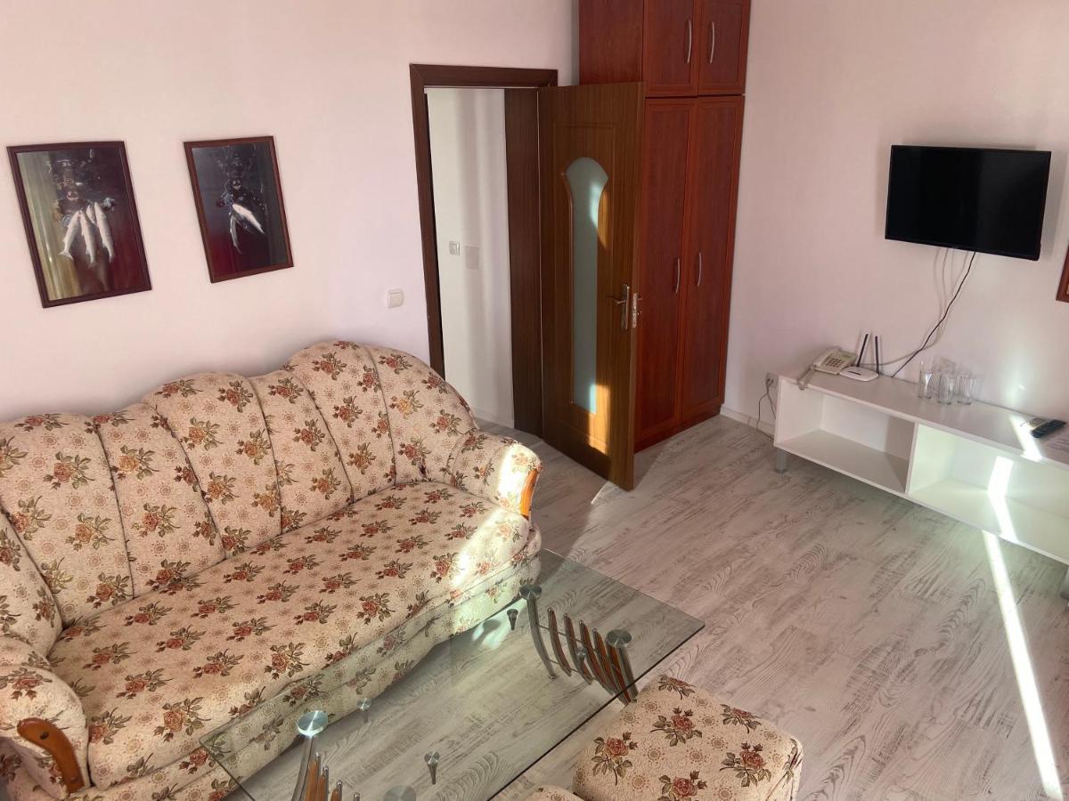 Ribarska Sreshta Family Hotel Tsarevo Bagian luar foto